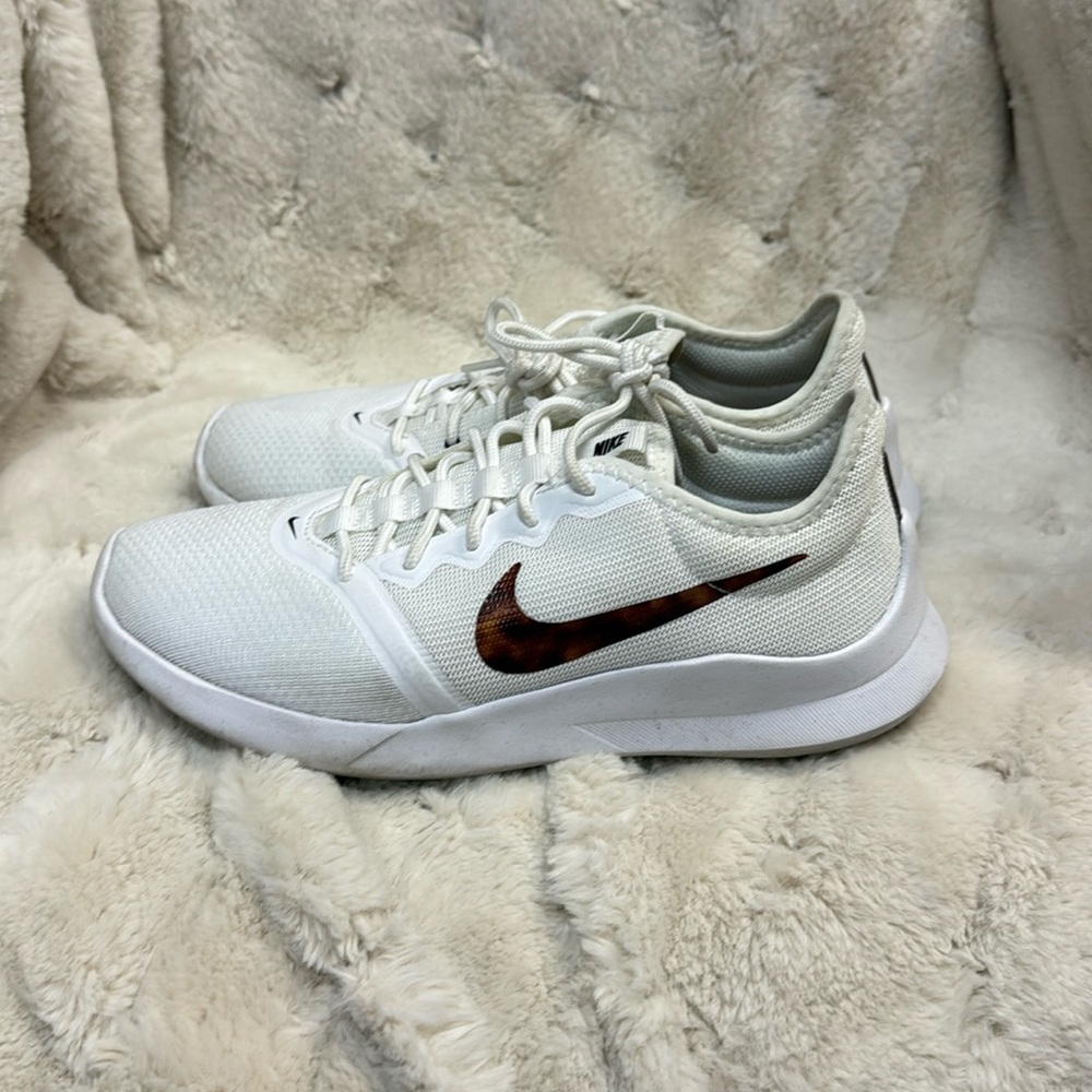 Woman’s Nike Tortoise